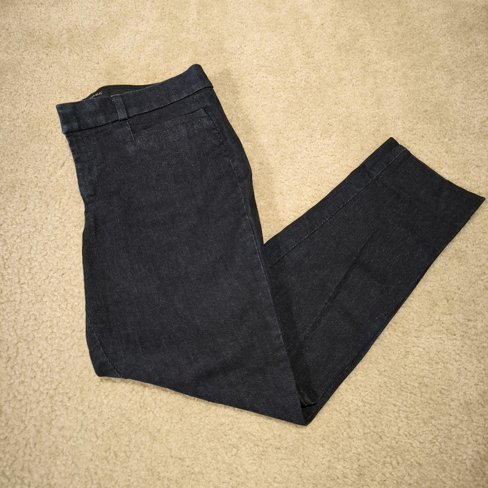 Banana Republic Navy 3/4 Pants